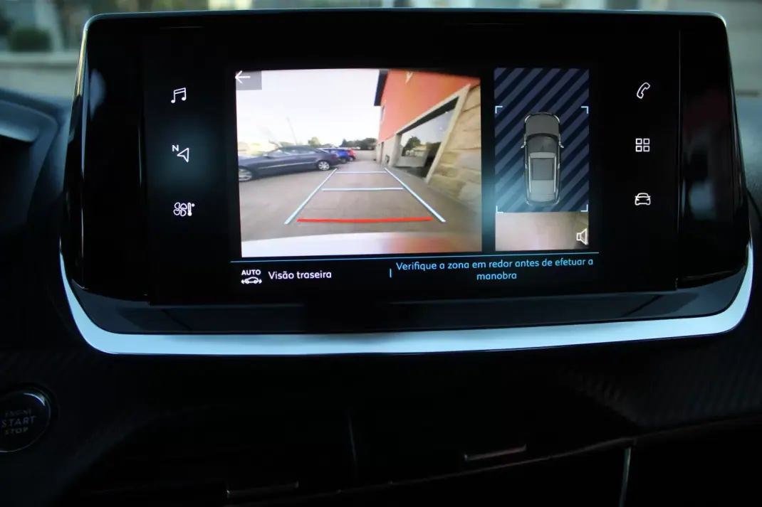 Peugeot e-2008 2020 - 19450 EUR, 54000 km - AUTO.MOTO.pt - 54000km - foto 10 de 41