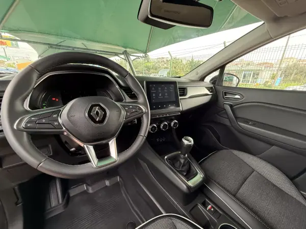 Renault Captur 2021 - 18900 EUR, 41569 km - AUTO.MOTO.pt - 41569km - foto 15 de 22