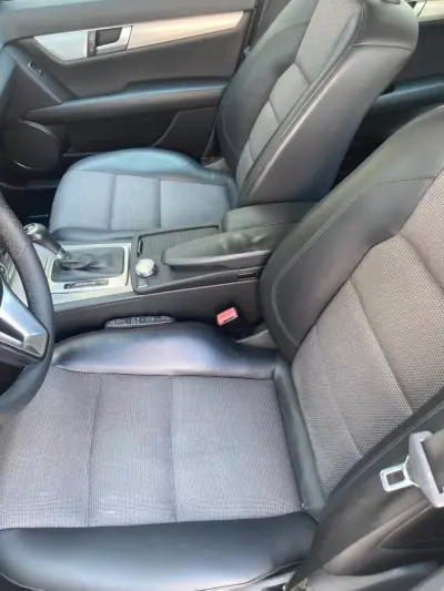 Mercedes-Benz C 220 2012 - 11450 EUR, 343400 km - AUTO.MOTO.pt - 343400km - foto 16 de 22
