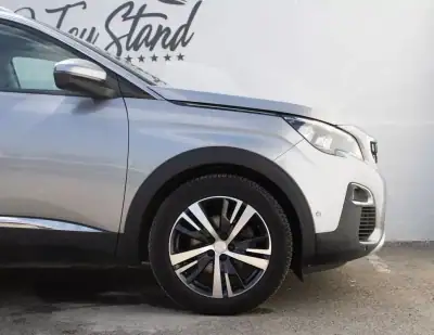 Peugeot 3008 2018 - 17990 EUR, 166000 km - AUTO.MOTO.pt - 166000km - foto 5 de 49