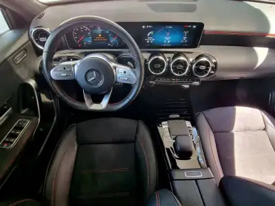 Mercedes-Benz A 180 2019 - 24500 EUR, 129000 km - AUTO.MOTO.pt - 129000km - foto 17 de 20