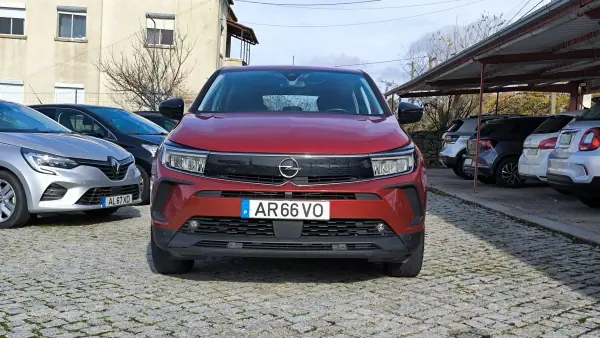 Opel Grandland 2022 - 22900 EUR, 49530 km - AUTO.MOTO.pt - 49530km - foto 3 de 10