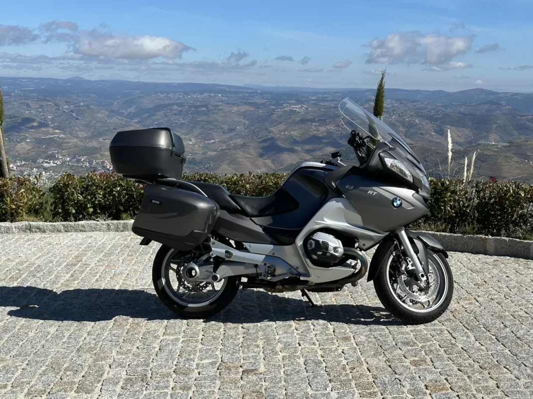BMW R 1200 RT 2012 - 8450 EUR, 100000 km - AUTO.MOTO.pt - 100000km - foto 2 de 4