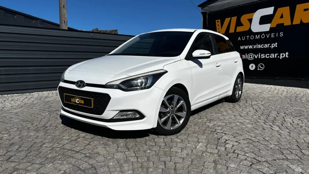 Hyundai i20 2017 - 11390 EUR, 78000 km - AUTO.MOTO.pt - 78000km - foto 1 de 20