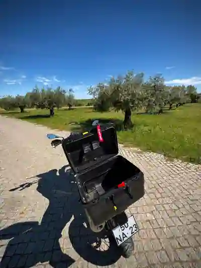 BMW F 800 GS Trophy 2012 - 8500 EUR, 14000 km - AUTO.MOTO.pt - 14000km - foto 5 de 7