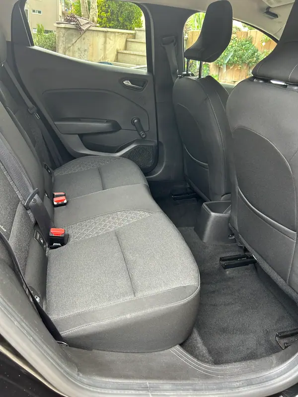 Renault Clio 2020 - 13500 EUR, 89140 km - AUTO.MOTO.pt - 89140km - foto 13 de 15
