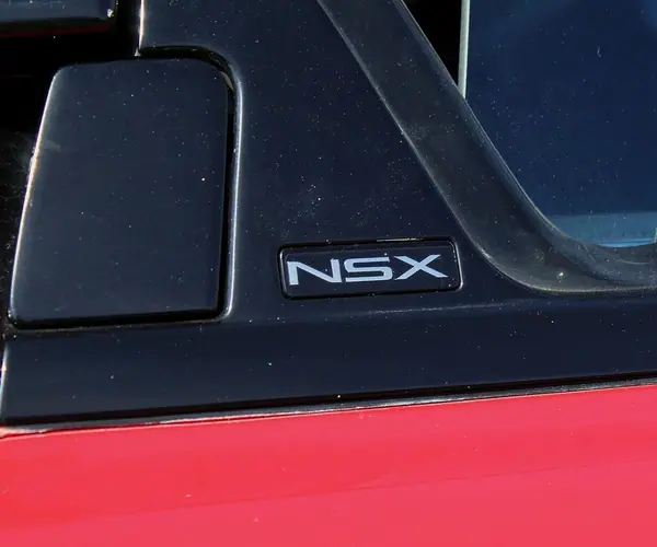 Honda NSX NA1 1991 Gasolina — 273 000 km · Porto Honda NSX NA1 1991 Gasolina