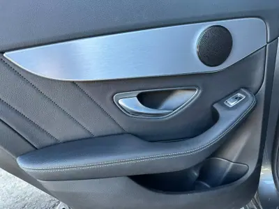 Mercedes-Benz C 220 2017 - 27900 EUR, 142254 km - AUTO.MOTO.pt - 142254km - foto 26 de 31