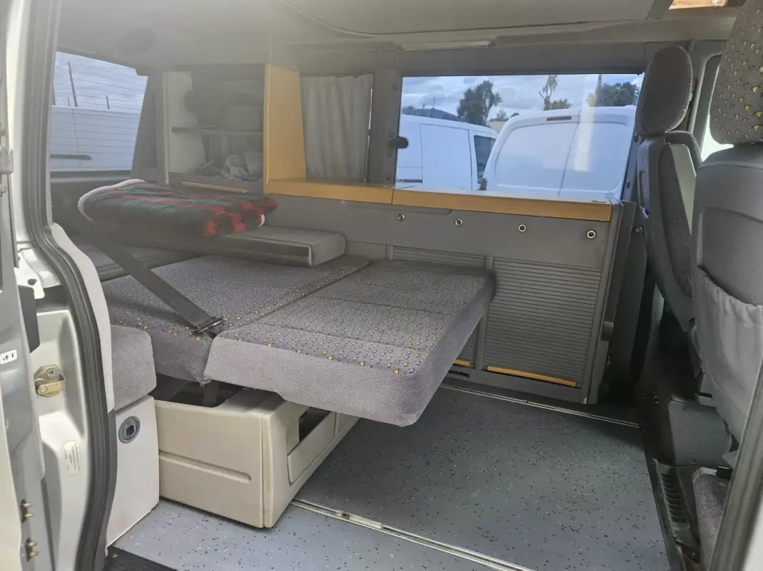Mercedes-Benz Vito 2002 - 15900 EUR, 220000 km - 220000km - foto 4 de 9