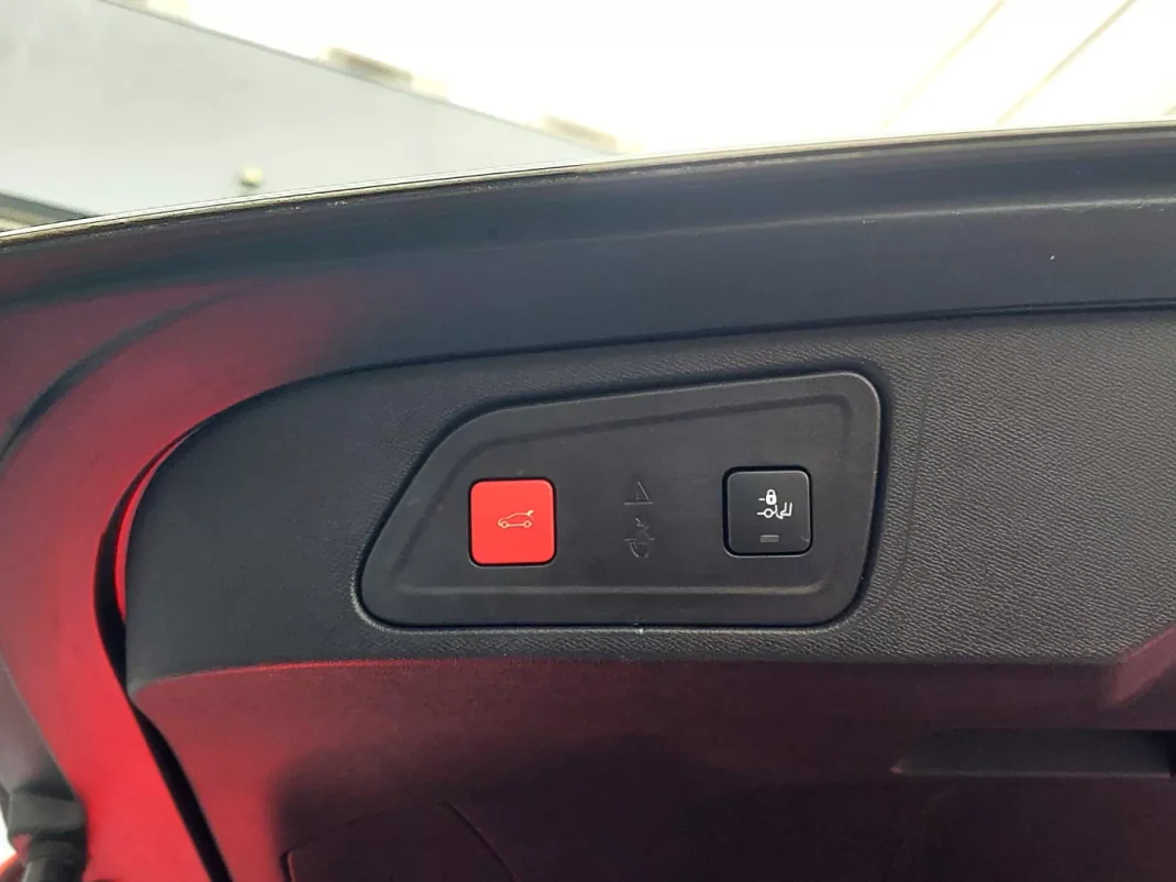 Citroën C5 Aircross 2020 - 21500 EUR, 55490 km - AUTO.MOTO.pt - 55490km - foto 22 de 33