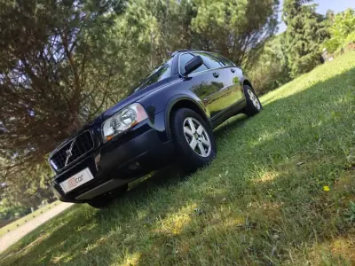 Volvo XC 90 2005 - 8490 EUR, 243750 km - AUTO.MOTO.pt - 243750km - foto 7 de 35