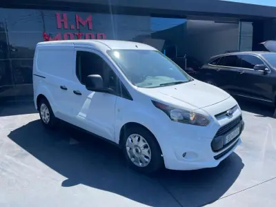 Ford Transit 2018 - 10500 EUR, 175000 km - AUTO.MOTO.pt - 175000km - foto 2 de 12