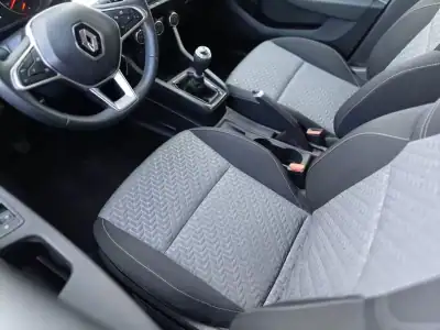 Renault Clio 2023 - 14900 EUR, 55991 km - AUTO.MOTO.pt - 55991km - foto 22 de 26