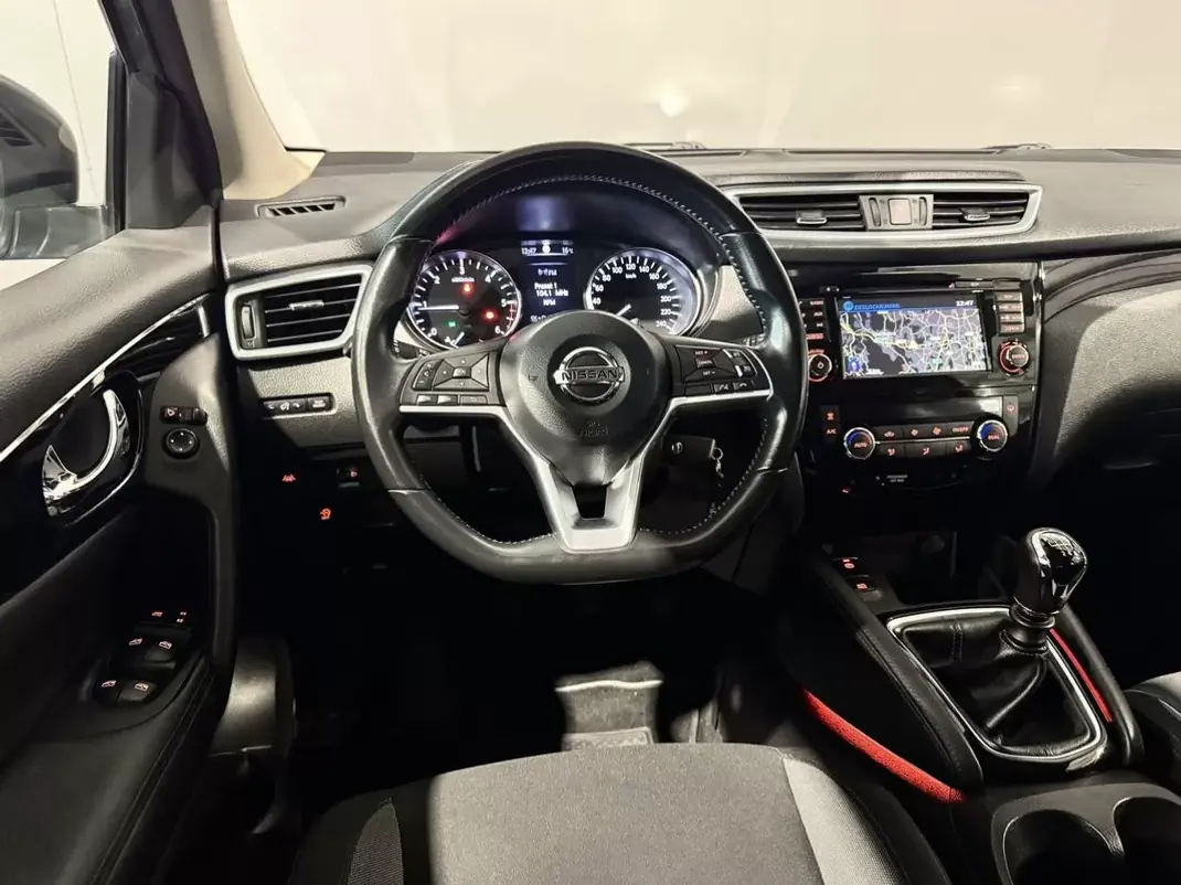 Nissan Qashqai 2019 - 18500 EUR, 131140 km - 131140km - foto 18 de 48
