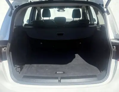 BMW 216 Gran Tourer 2019 - 15900 EUR, 105978 km - AUTO.MOTO.pt - 105978km - foto 20 de 20