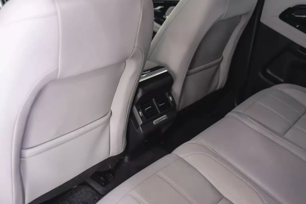 Land Rover Range Rover Evoque 2021 - 34950 EUR, 51000 km - 51000km - foto 43 de 55