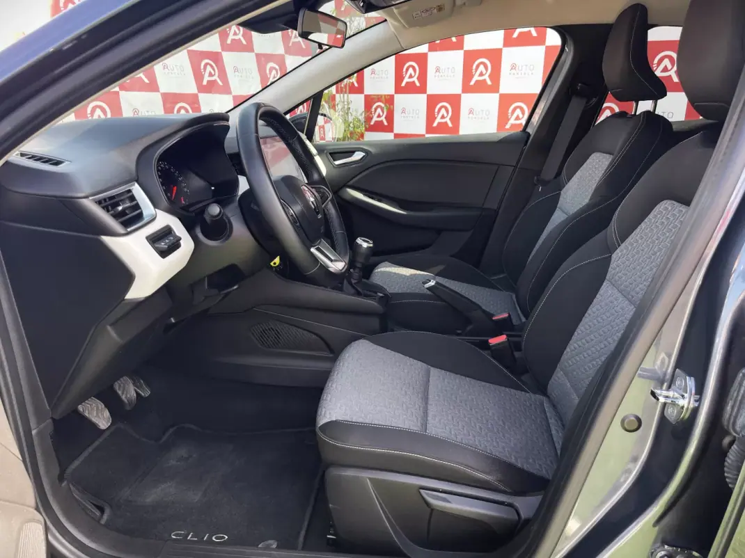 Renault Clio 2022 - 16990 EUR, 63150 km - 63150km - foto 11 de 21