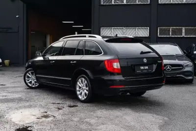 Skoda Superb Break 2011 - 7999 EUR, 290000 km - AUTO.MOTO.pt - 290000km - foto 10 de 30