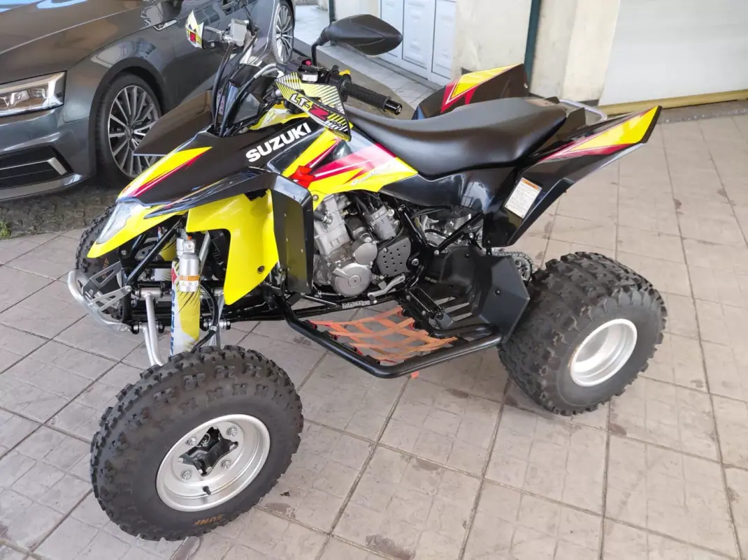 Suzuki LT-Z 2010 - 8950 EUR, 0 km - AUTO.MOTO.pt - foto 6 de 15