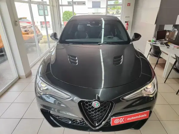 Alfa Romeo Stelvio 2021 - 63500 EUR, 68900 km - AUTO.MOTO.pt - 68900km - foto 4 de 33