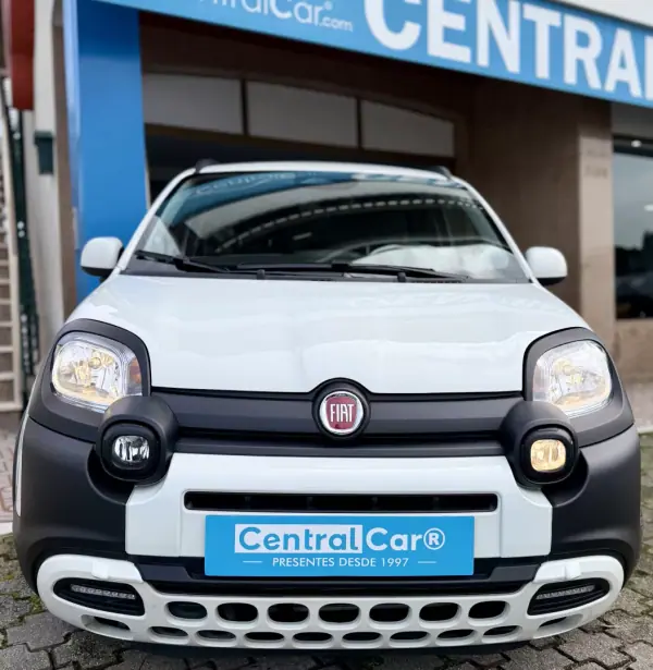 Fiat Panda 2025 - 13950 EUR, 14000 km - AUTO.MOTO.pt - 14000km - foto 3 de 28