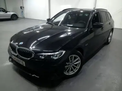 BMW 320 2022 - 25500 EUR, 109000 km - AUTO.MOTO.pt - 109000km - foto 1 de 11