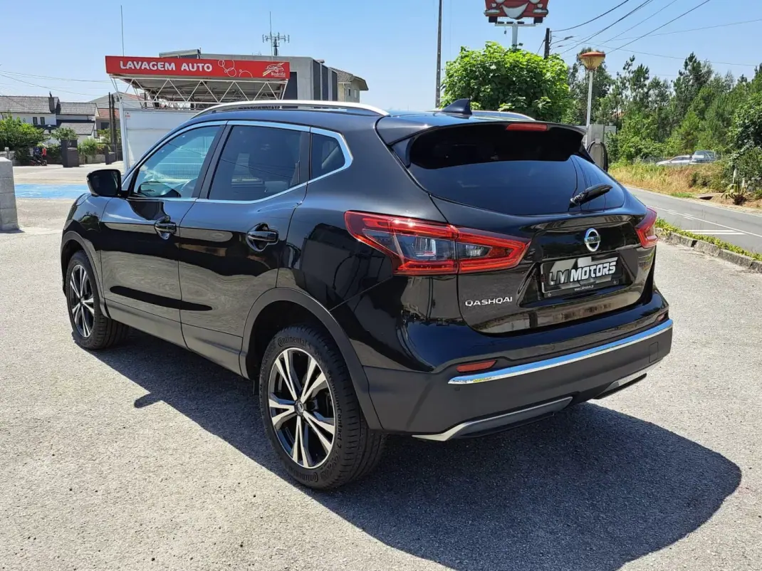 Nissan Qashqai 2019 - 18750 EUR, 92563 km - 92563km - foto 9 de 50