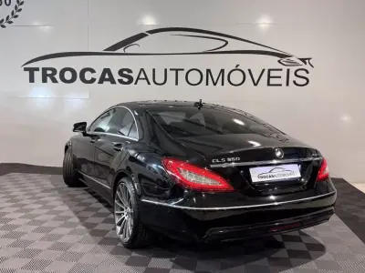 Mercedes-Benz CLS 350 2015 - 32500 EUR, 99869 km - AUTO.MOTO.pt - 99869km - foto 27 de 34
