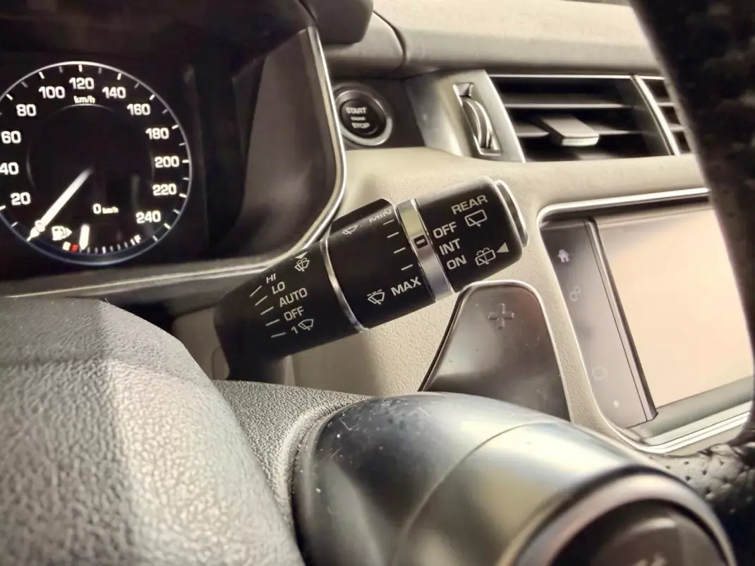 Land Rover Range Rover Sport 2016 - 43990 EUR, 99900 km - AUTO.MOTO.pt - 99900km - foto 29 de 33