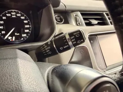 Land Rover Range Rover Sport 2016 - 43990 EUR, 99900 km - AUTO.MOTO.pt - 99900km - foto 29 de 33