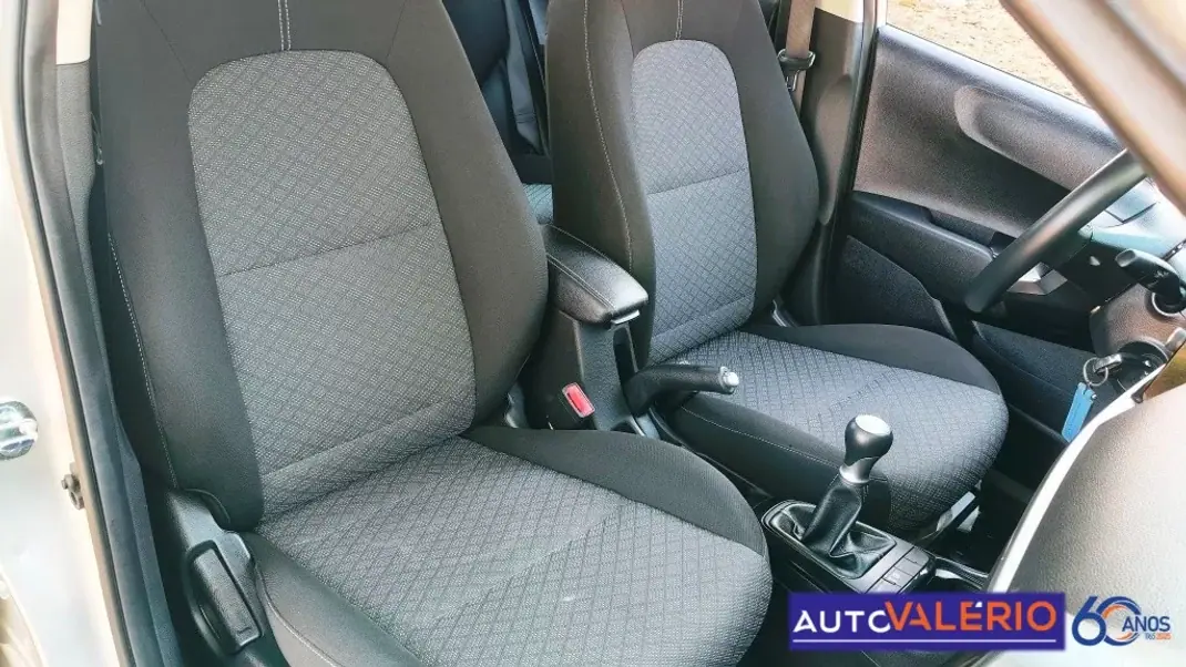Kia Picanto 2025 - 15950 EUR, 28390 km - 28390km - foto 28 de 32