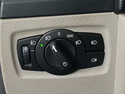 BMW 120 2008 - 12800 EUR, 174000 km - AUTO.MOTO.pt - 174000km - foto 18 de 23