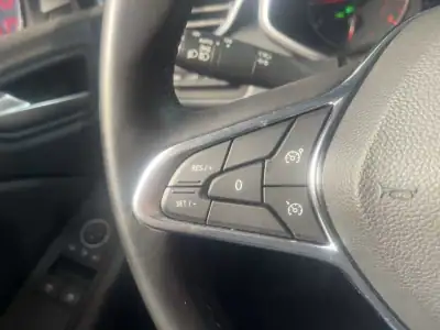 Renault Clio 2019 - 14480 EUR, 30000 km - AUTO.MOTO.pt - 30000km - foto 45 de 50