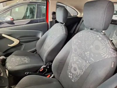 Ford KA 2014 - 5900 EUR, 163414 km - AUTO.MOTO.pt - 163414km - foto 8 de 12