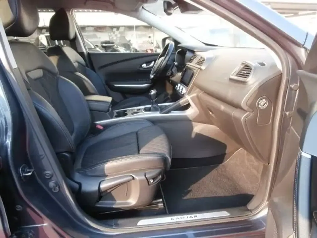 Renault Kadjar 2019 - 17900 EUR, 110677 km - AUTO.MOTO.pt - 110677km - foto 31 de 36