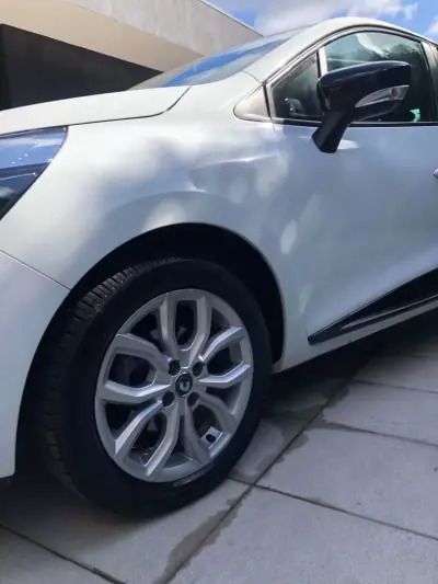 Renault Clio 2017 - 8900 EUR, 137000 km - 137000km - foto 26 de 27