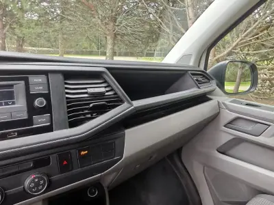 VW T6 TRANSPORTER 2.0 TDI KASTEN/ 3 LUGARES/ IVA DEDUTIVEL 2023 - 27490 EUR, 43500 km - AUTO.MOTO.pt - 43500km - foto 28 de 28