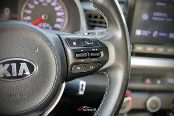 Kia Stonic 2021 - 13990 EUR, 128000 km - AUTO.MOTO.pt - 128000km - foto 19 de 29