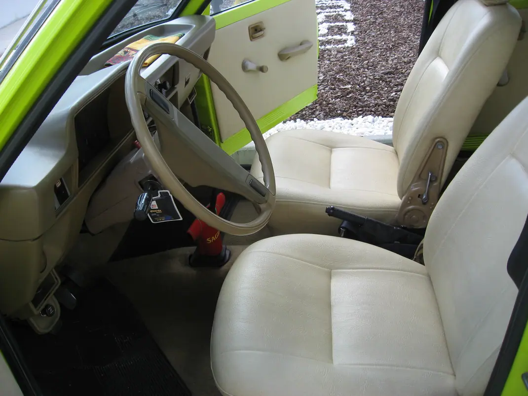Suzuki Maruti 1988 - 5300 EUR, 66000 km - AUTO.MOTO.pt - 66000km - foto 7 de 11