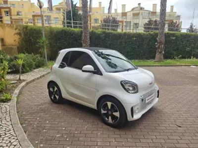 Smart ForTwo Coupé 2022 - 12900 EUR, 19500 km - AUTO.MOTO.pt - 19500km - foto 7 de 10