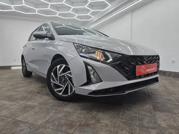 Hyundai i20 2026 - 20350 EUR, 1812 km - AUTO.MOTO.pt - 1812km - foto 11 de 37