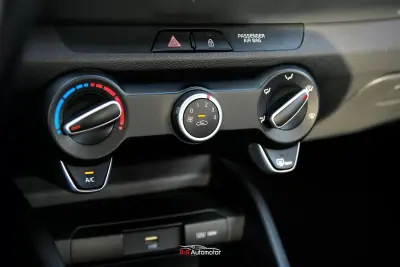 Kia Stonic 2021 - 13990 EUR, 128000 km - AUTO.MOTO.pt - 128000km - foto 22 de 29