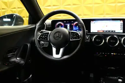 Mercedes-Benz A 250 2020 - 23900 EUR, 140000 km - AUTO.MOTO.pt - 140000km - foto 15 de 35