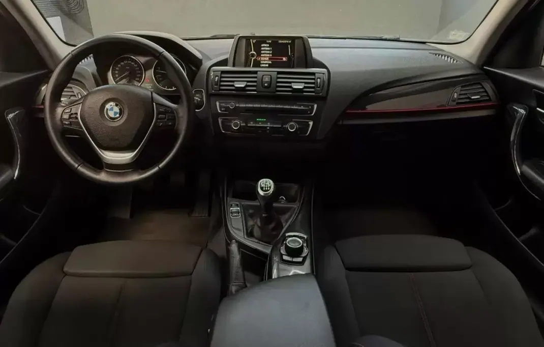 BMW 116 2012 - 13950 EUR, 261000 km - AUTO.MOTO.pt - 261000km - foto 9 de 26