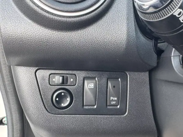 Dacia Spring 2023 - 12750 EUR, 83000 km - 83000km - foto 32 de 36
