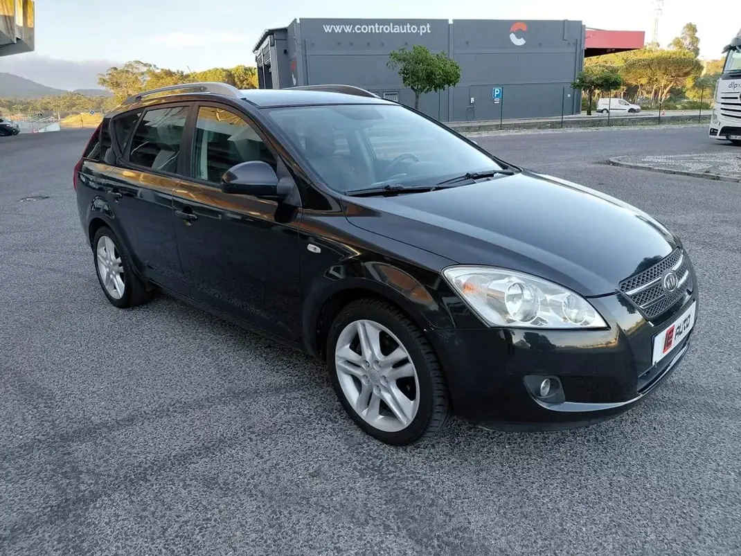 Kia Ceed SW 2008 - 4490 EUR, 182285 km - AUTO.MOTO.pt - 182285km - foto 12 de 25