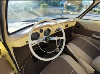 Volkswagen Karmann Ghia 1962 - 39900 EUR, 95000 km - AUTO.MOTO.pt - 95000km - foto 6 de 9