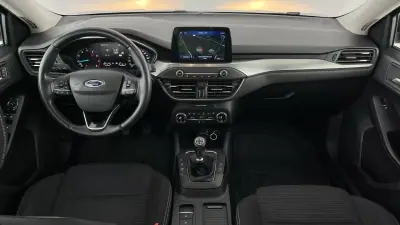 Ford Focus SW 2018 - 11999 EUR, 96051 km - AUTO.MOTO.pt - 96051km - foto 10 de 21