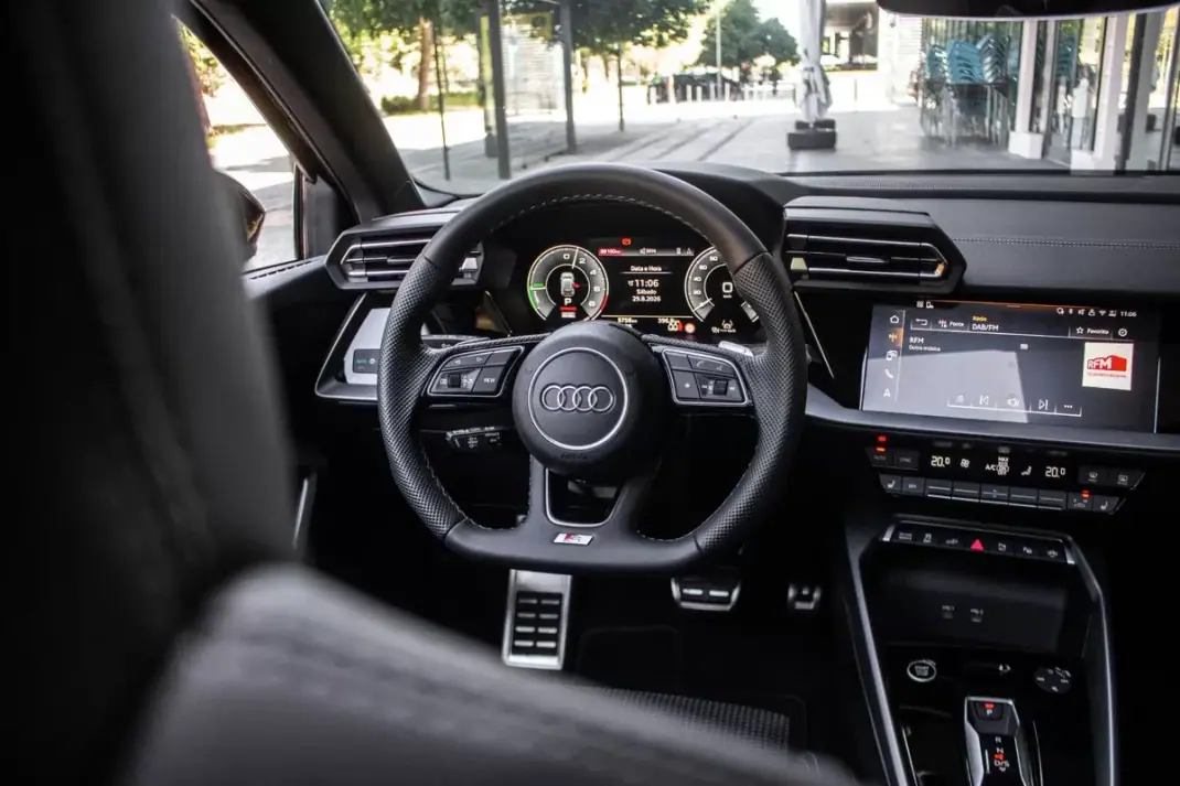 Audi A3 Sportback 2026 - 37890 EUR, 5756 km - 5756km - foto 34 de 45