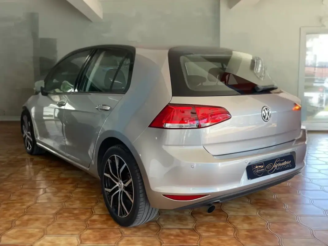Volkswagen Golf 2014 - 14900 EUR, 163243 km - AUTO.MOTO.pt - 163243km - foto 4 de 22